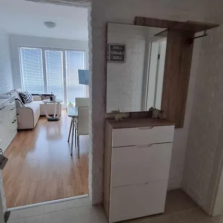 апарамент за гости романс марин *